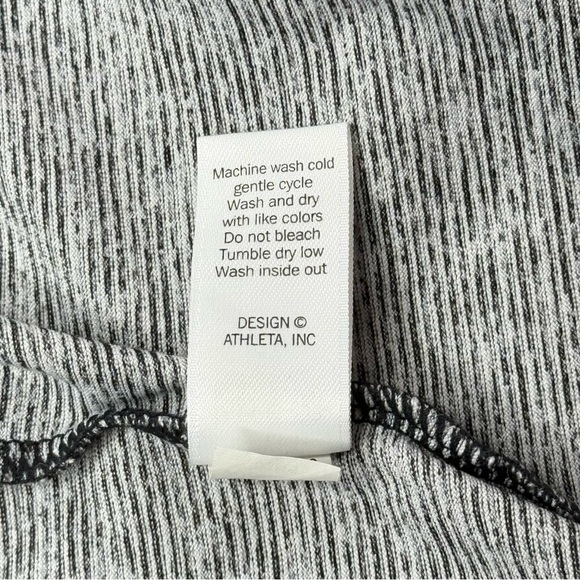 ATHLETA Sleeveless Maxi Dress Sz M Gray Ruched Stretch Microstripe Henley Jersey - Picture 8 of 12